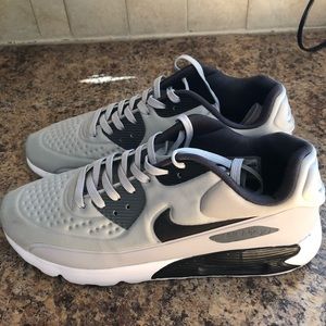 Nike Airmax size 10